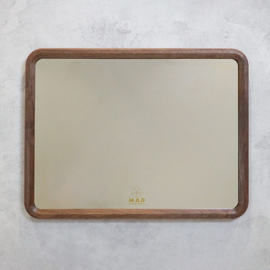 Gương khung gỗ Óc Chó M.A.D (Mộc Anh Đào)